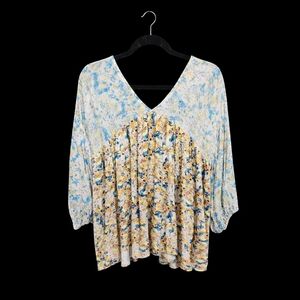 ODDI Floral V-Neck Pleated Blouse | Womens 2X